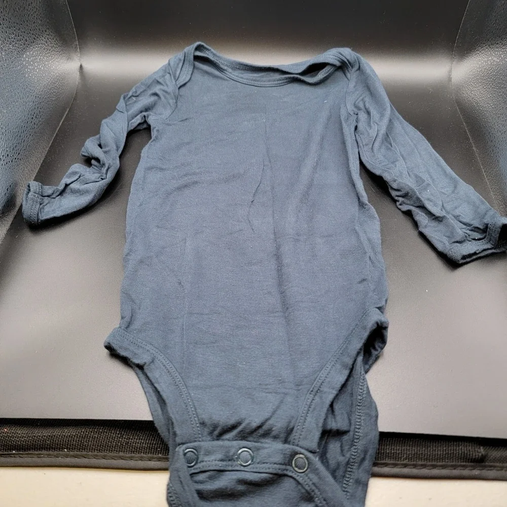 Carter's Blue Long Sleeve Bodysuit Size 12 Months
